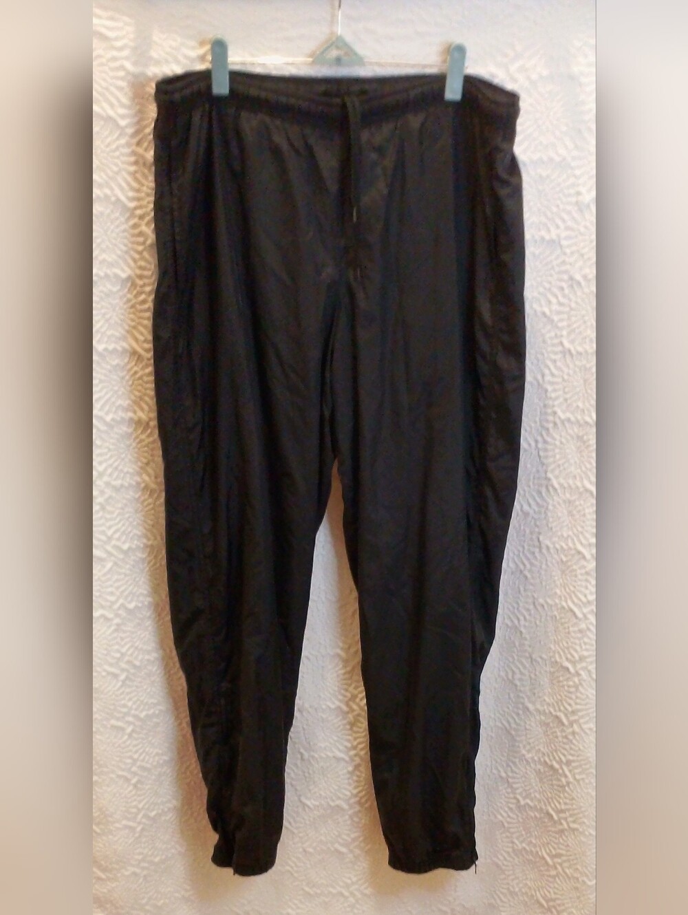 Vintage Nike Y2K Black Mesh Lined Track Pants Medium